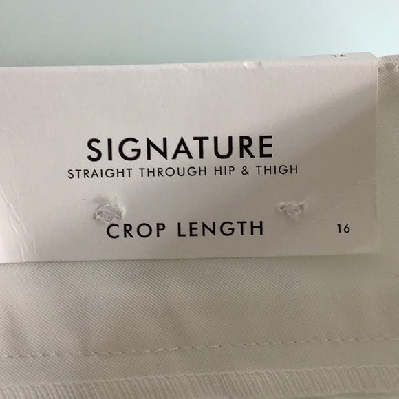 Ann Taylor signature Straight hip & thigh crop length white pants Size 16 NWT - Picture 7 of 12
